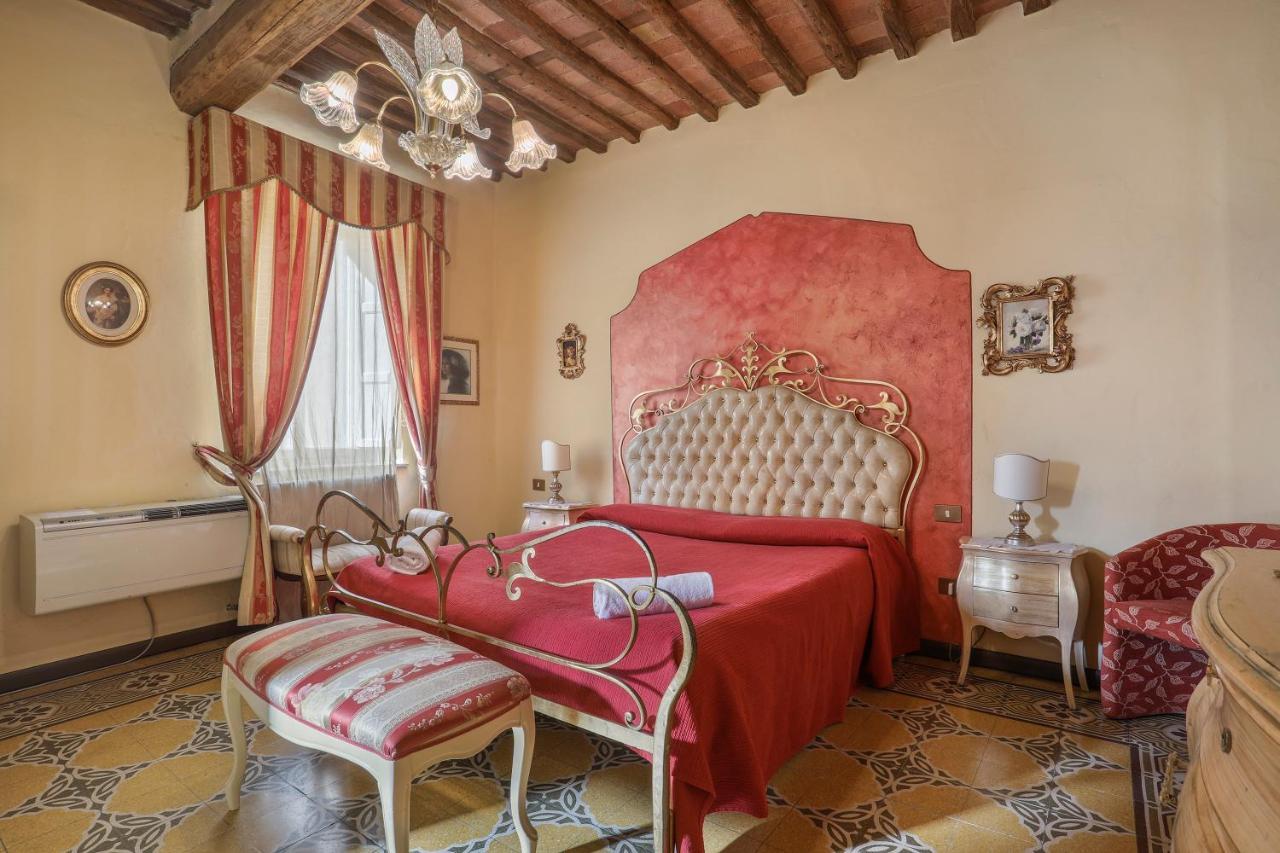 Antica Residenza Santa Chiara -City Center ルッカ エクステリア 写真