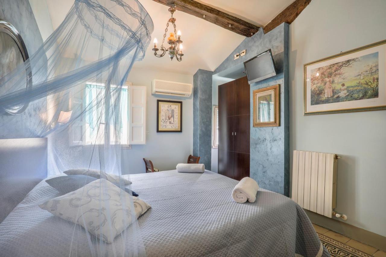 Antica Residenza Santa Chiara -City Center ルッカ エクステリア 写真