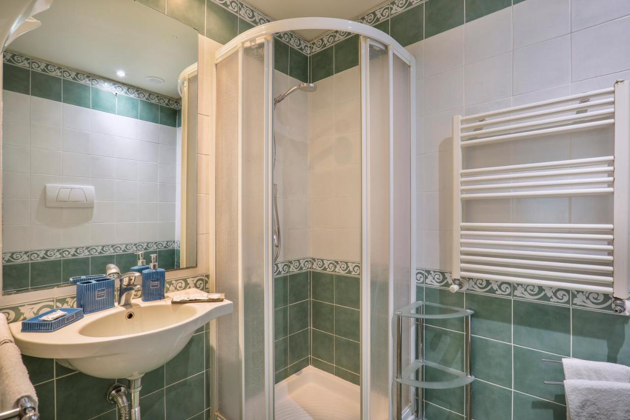 Antica Residenza Santa Chiara -City Center ルッカ エクステリア 写真