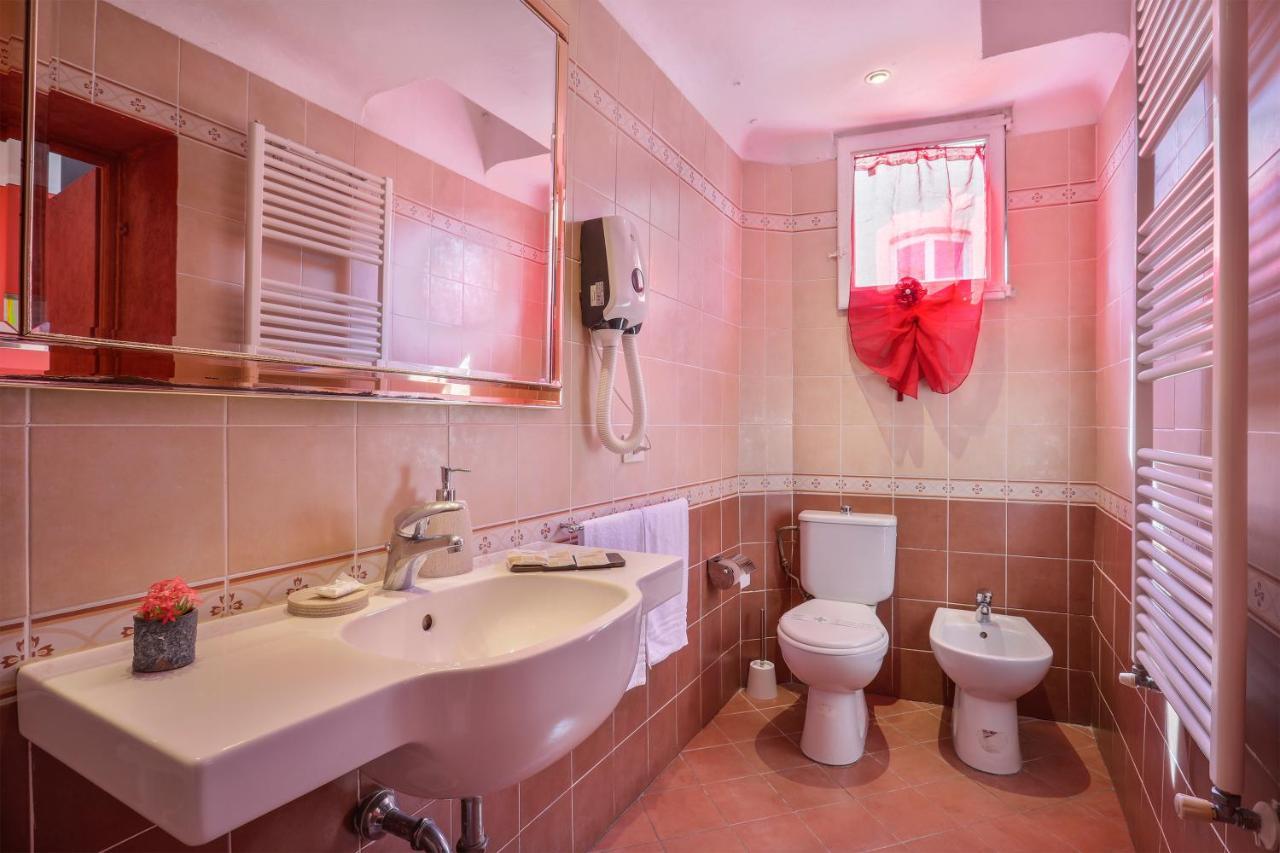 Antica Residenza Santa Chiara -City Center ルッカ エクステリア 写真