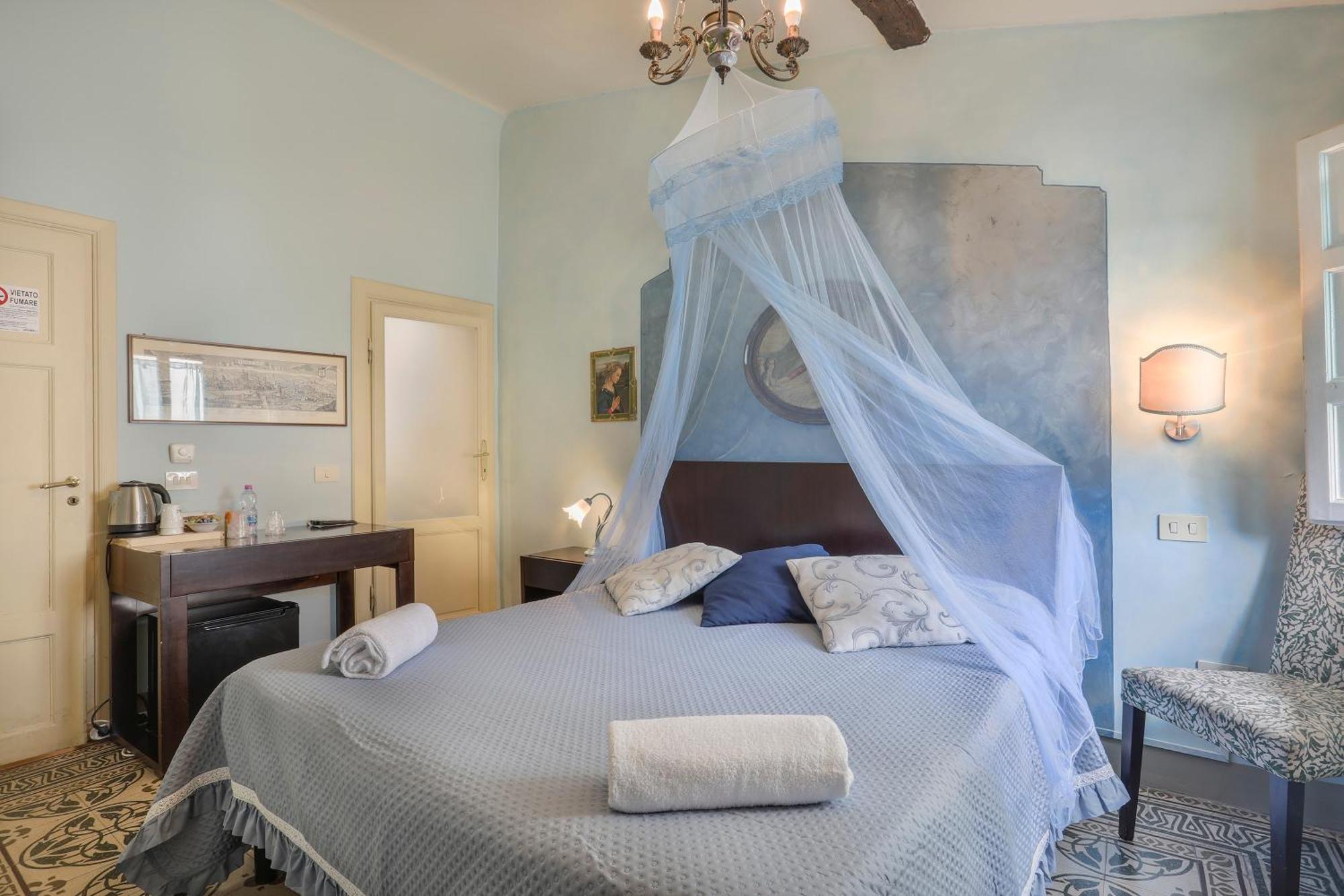 Antica Residenza Santa Chiara -City Center ルッカ エクステリア 写真