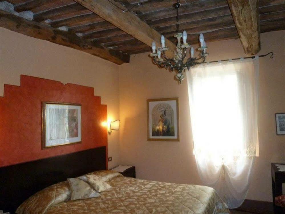 Antica Residenza Santa Chiara -City Center ルッカ エクステリア 写真
